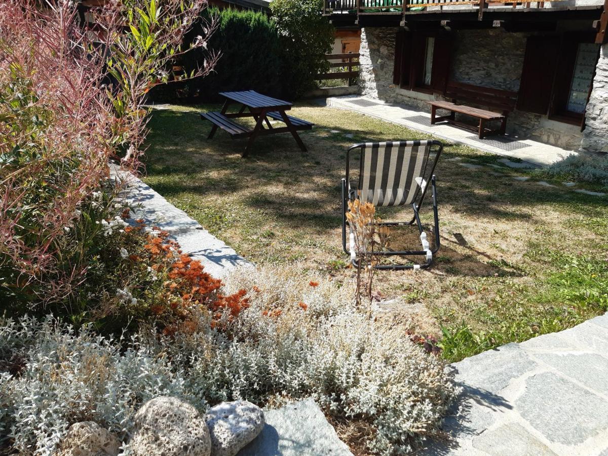 Sauze D'Oulx Ciabot La Garituela With Garden - Wifi- Close To The Chairlift Esterno foto
